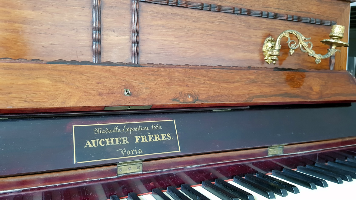 PIANO DROIT AUCHER FRÈRES 1856