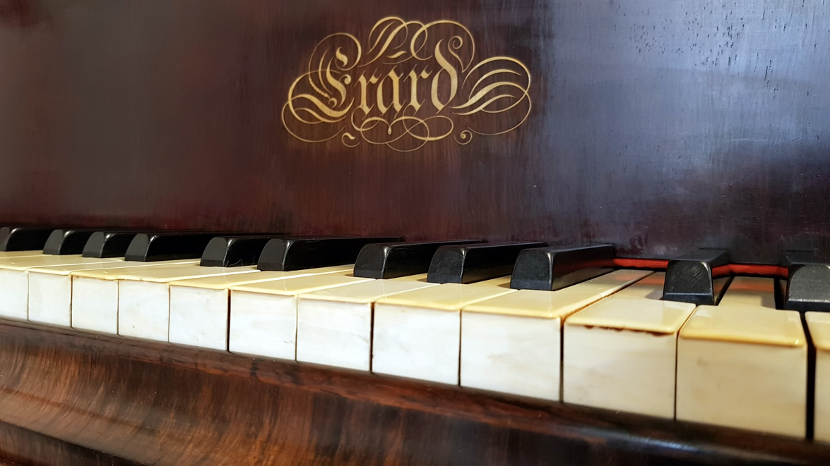 PIANO À QUEUE ERARD 1859