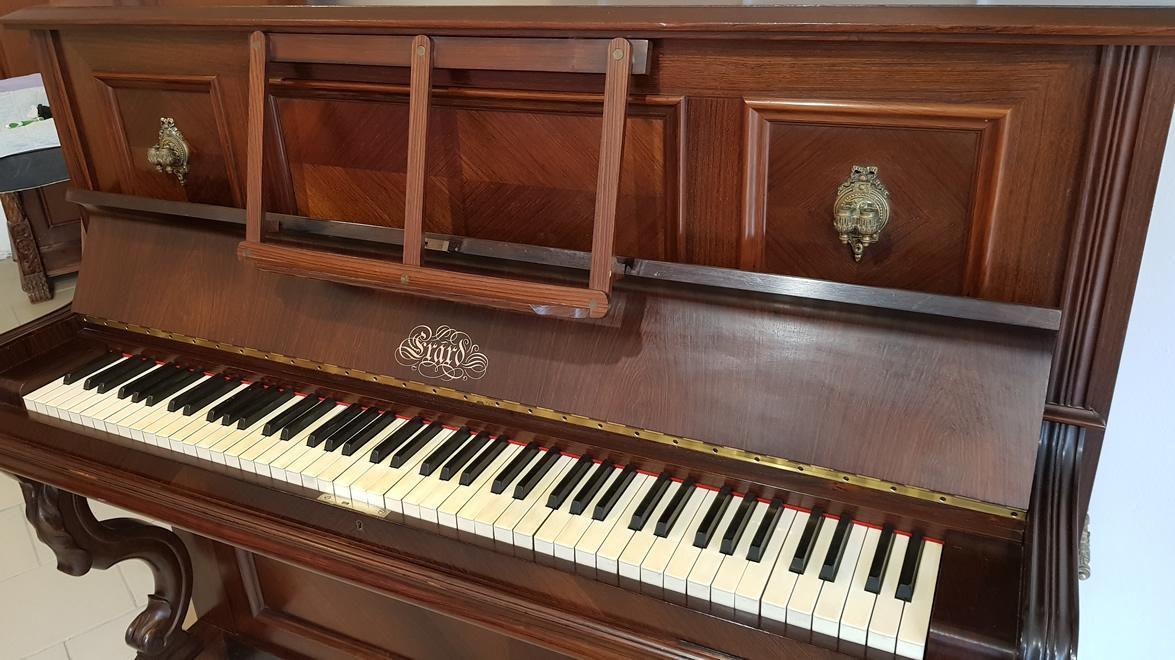 PIANO DROIT ERARD 1910