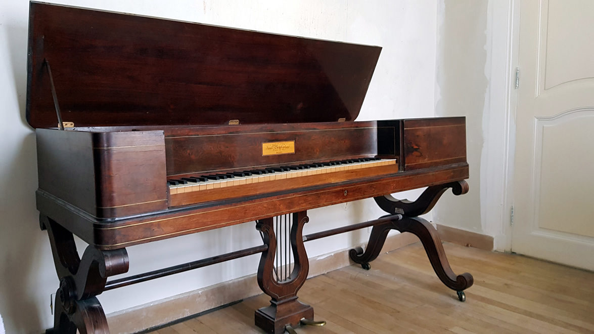 PLEYEL Carré palissandre de RIO 1835