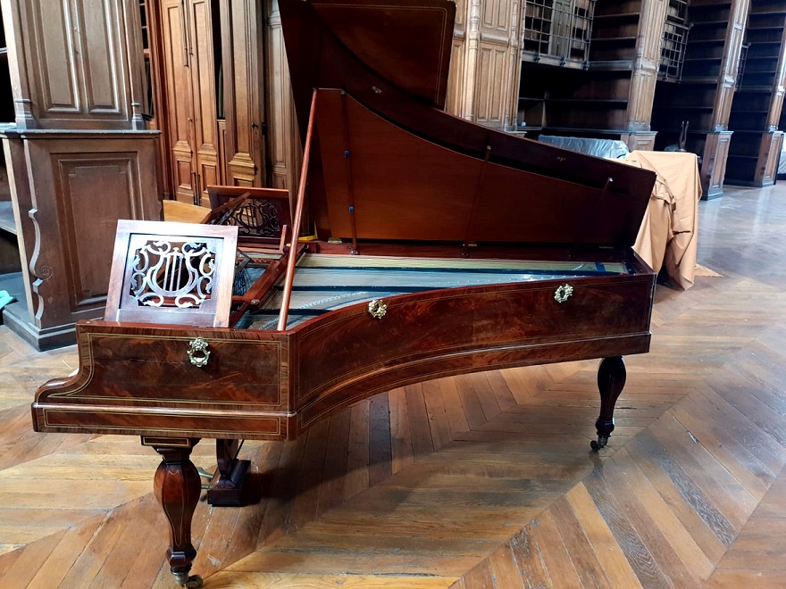 Piano à queue BOISSELOT & FILS 1839