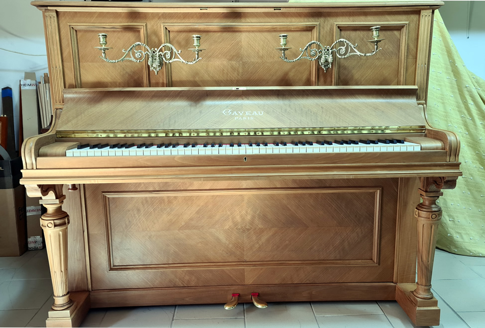 Piano droit GAVEAU 1919 finition ultra-mat