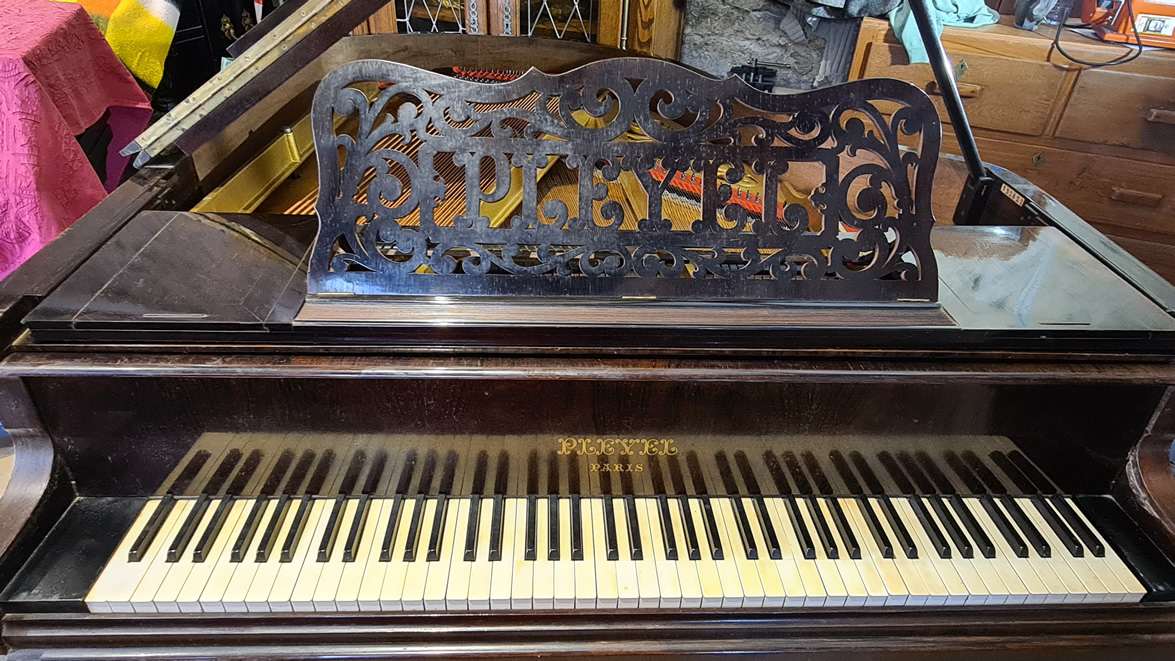PIANO QUART DE QUEUE PLEYEL 3Bis 1911