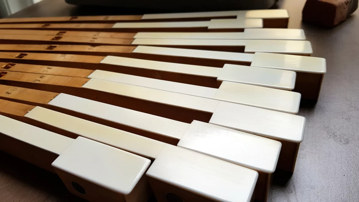 clavier-ivoire-poli