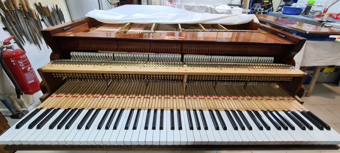restauration-complete-clavier-piano-a-queue-ERARD