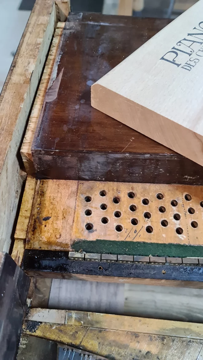 usinage-joue-de-la-ceinture-pour-extraction-du-sommier-des-chevilles