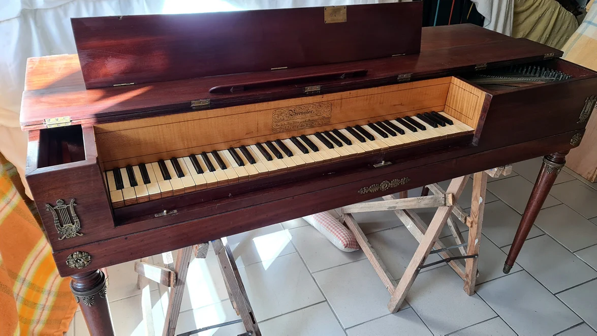Piano Forte Carré BRESSLER an acajou de Cuba 1810