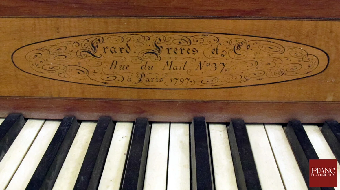 Piano Forte ERARD Carré 1797