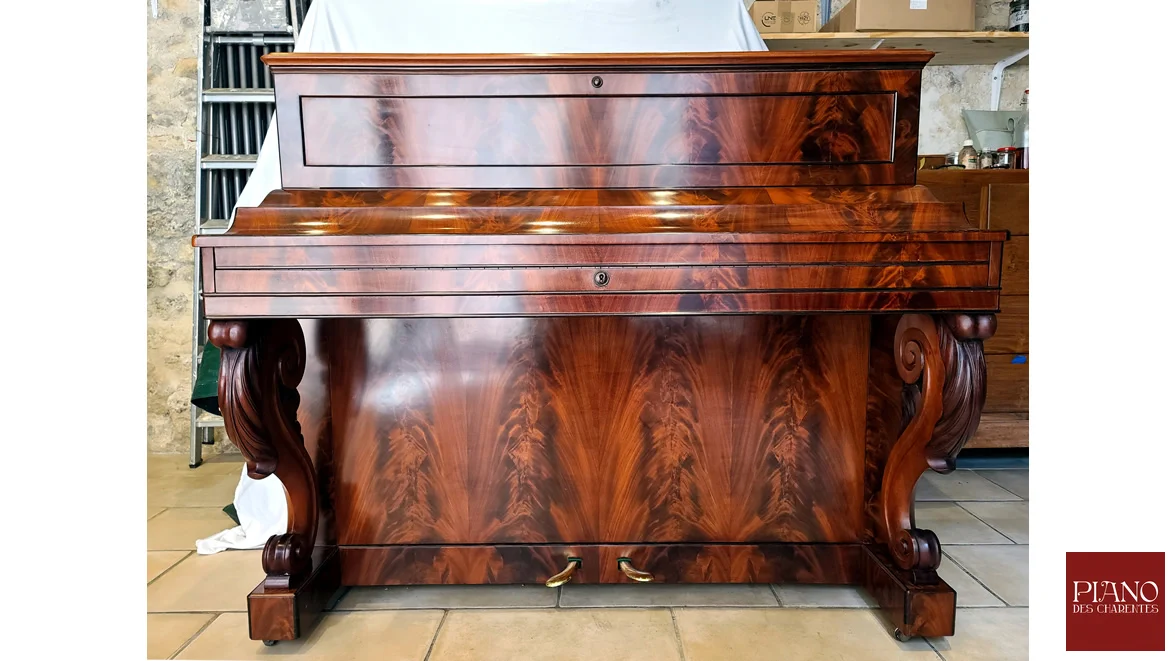 PLEYEL Pianino PP6 Acajou de Cuba Ronceux 1862