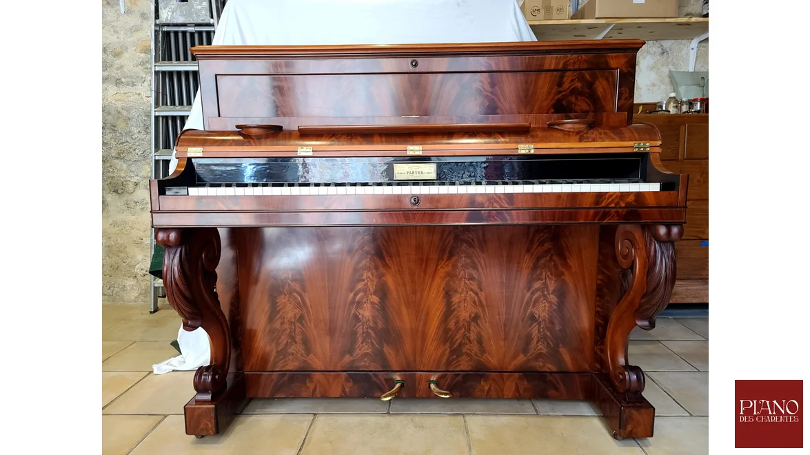 PLEYEL Pianino PP6 Acajou de Cuba Ronceux 1862