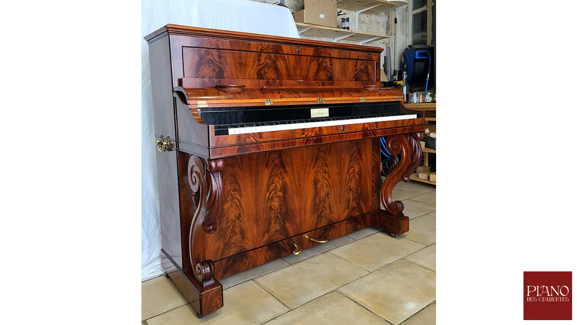 PLEYEL Pianino PP6 Acajou de Cuba Ronceux 1862