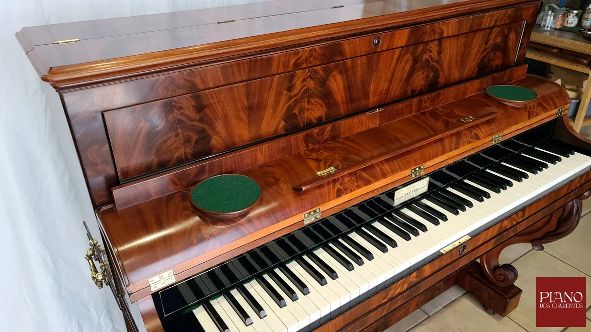 PLEYEL Pianino PP6 Acajou de Cuba Ronceux 1862