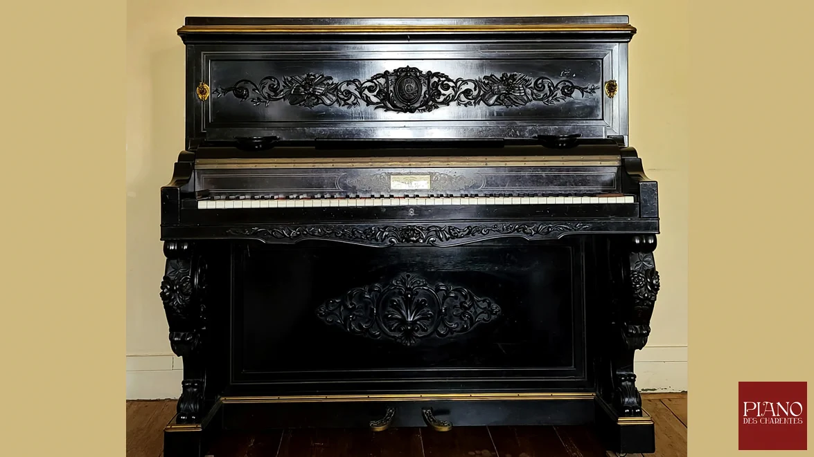 PLEYEL GP Noir Napoléon III 1860