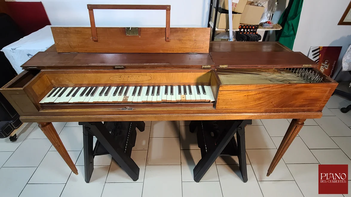 Piano forte ERARD Carré bi cordes 1797