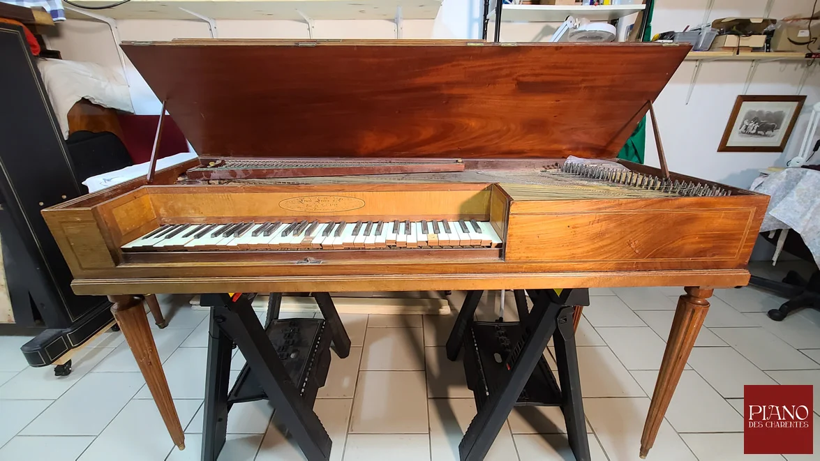 Piano forte ERARD Carré bi cordes 1797