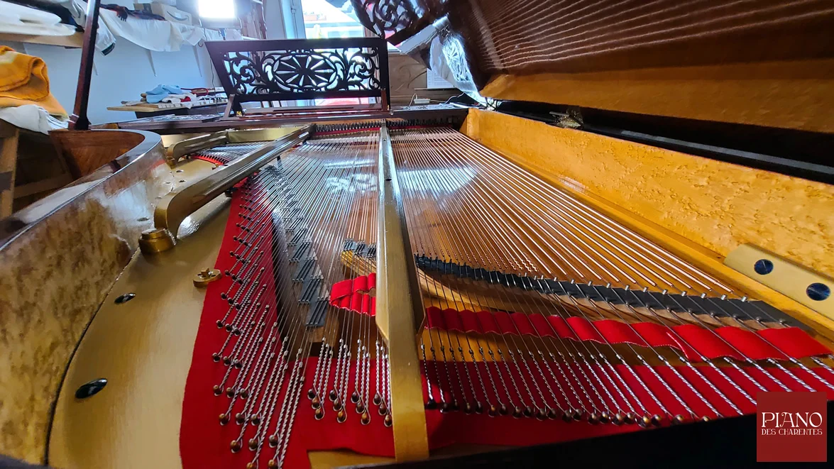 Piano à queue ERARD palissandre des Indes 1910