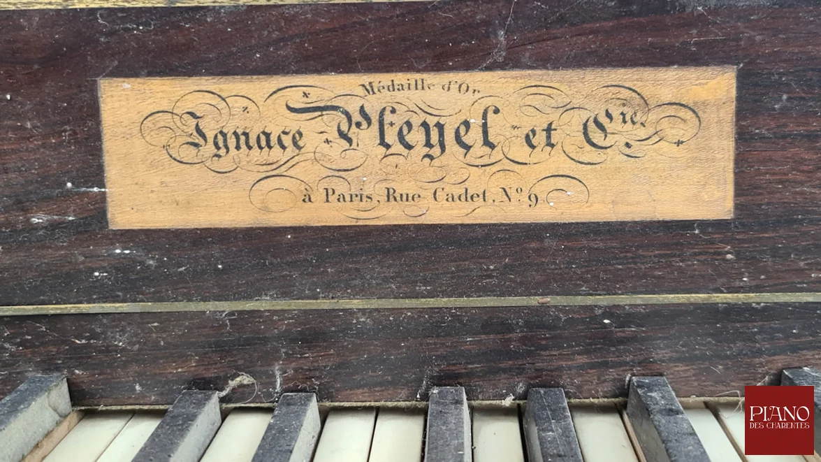 Piano forte carré PLEYEL 1830