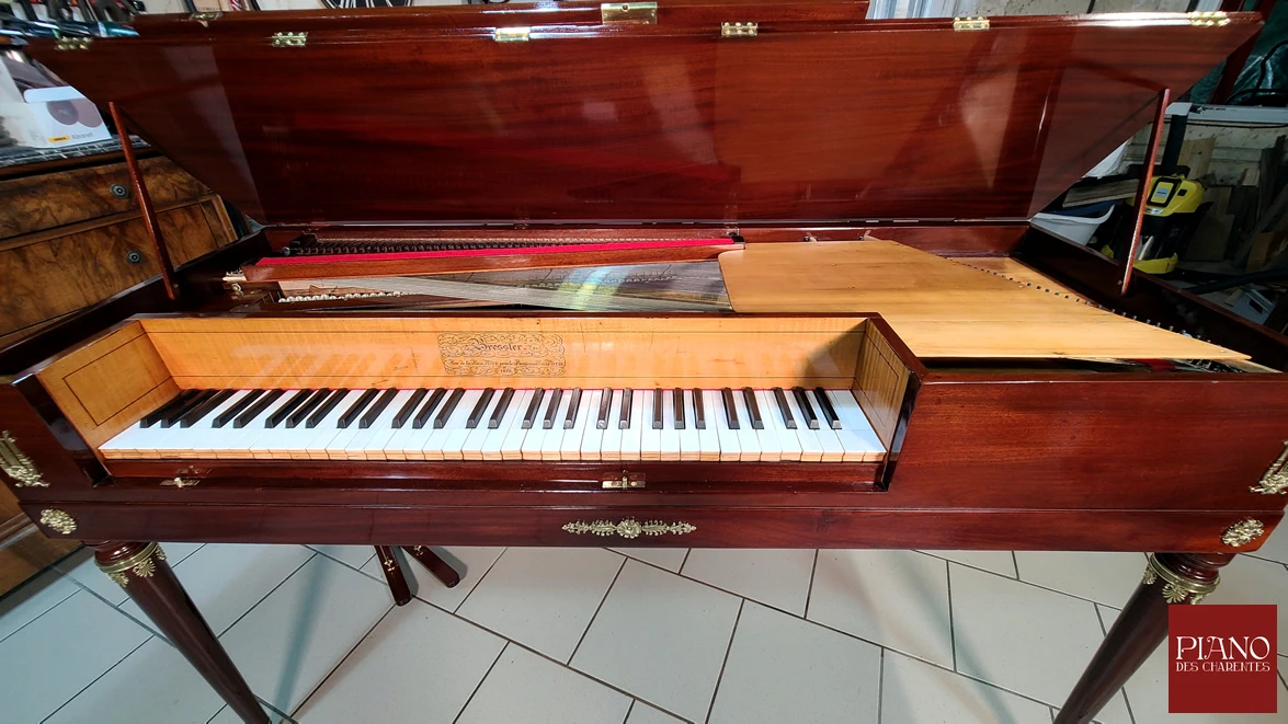 Piano forte carré BRESSLER acajou de Cuba 1810