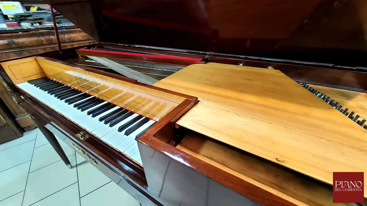 Piano forte carré BRESSLER acajou de Cuba 1810