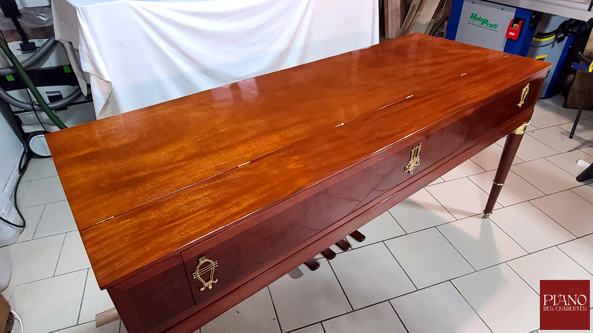 Piano Forte Carré ERARD 1812 acajou de Cuba