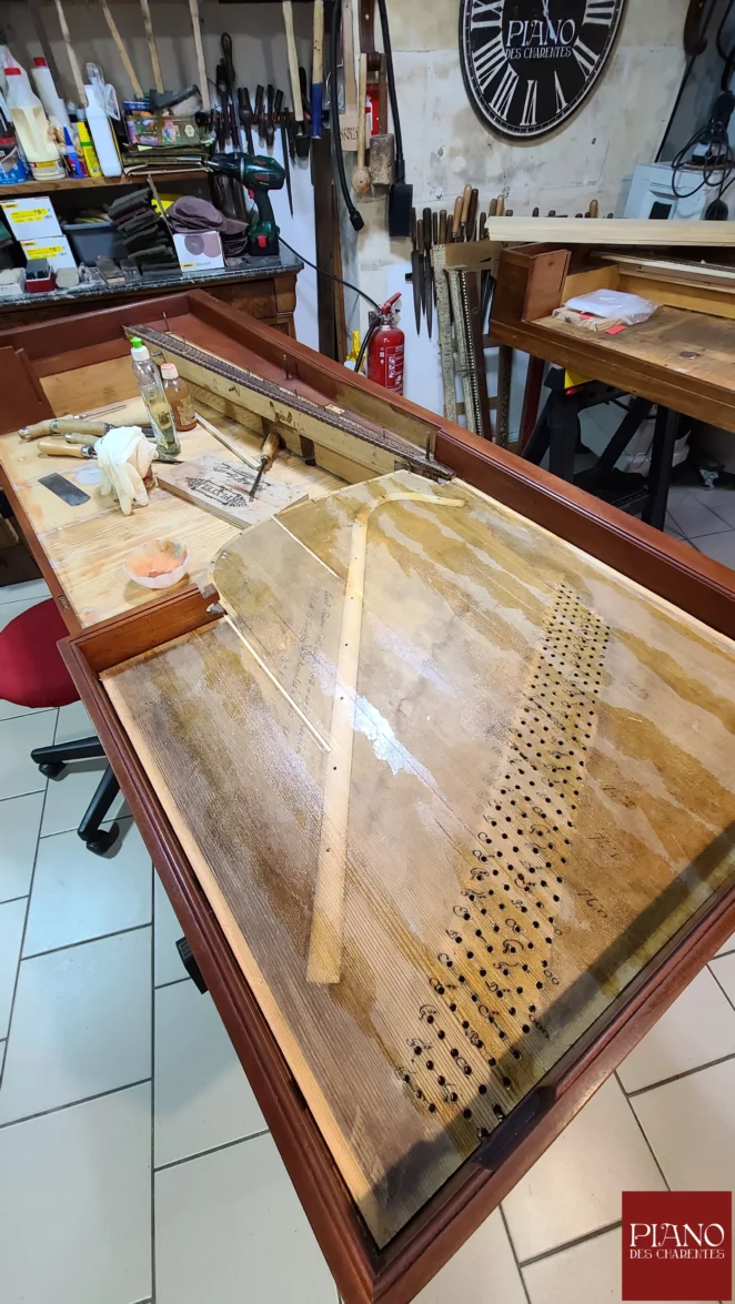 erard carre 1812 montage a blanc table harmonie